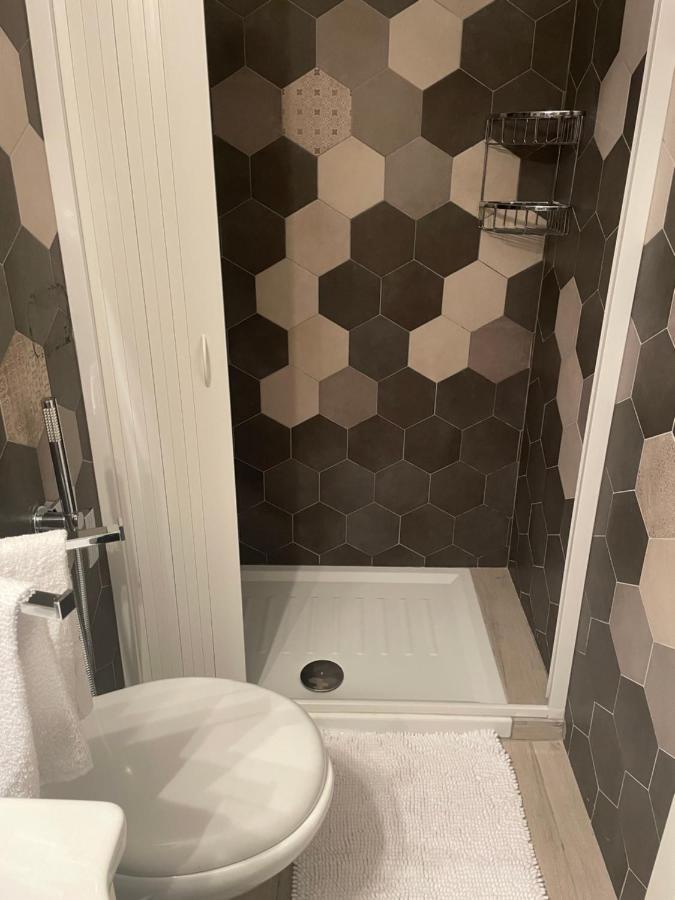 La Stradina Apartment Barletta Bagian luar foto
