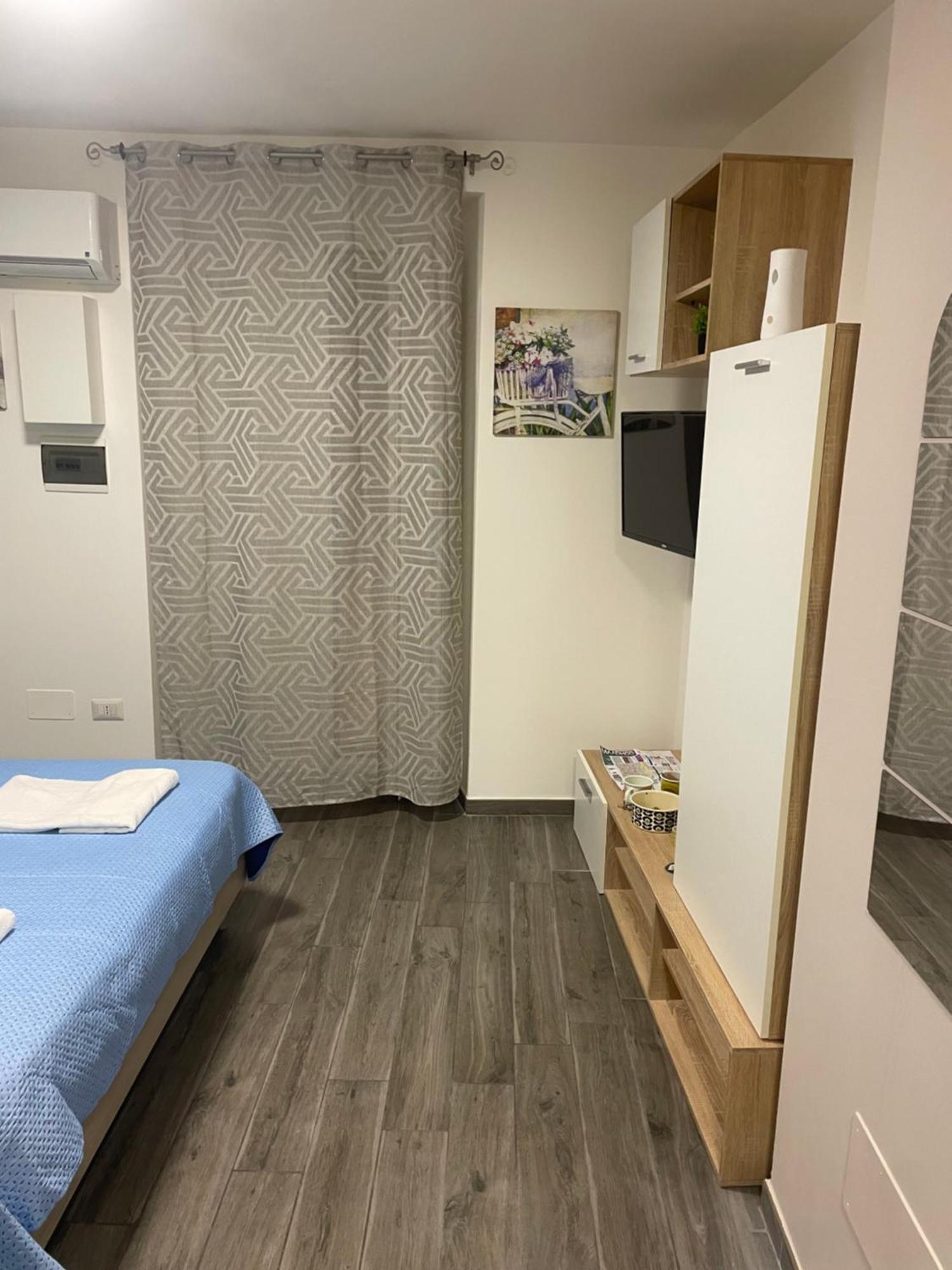 La Stradina Apartment Barletta Bagian luar foto