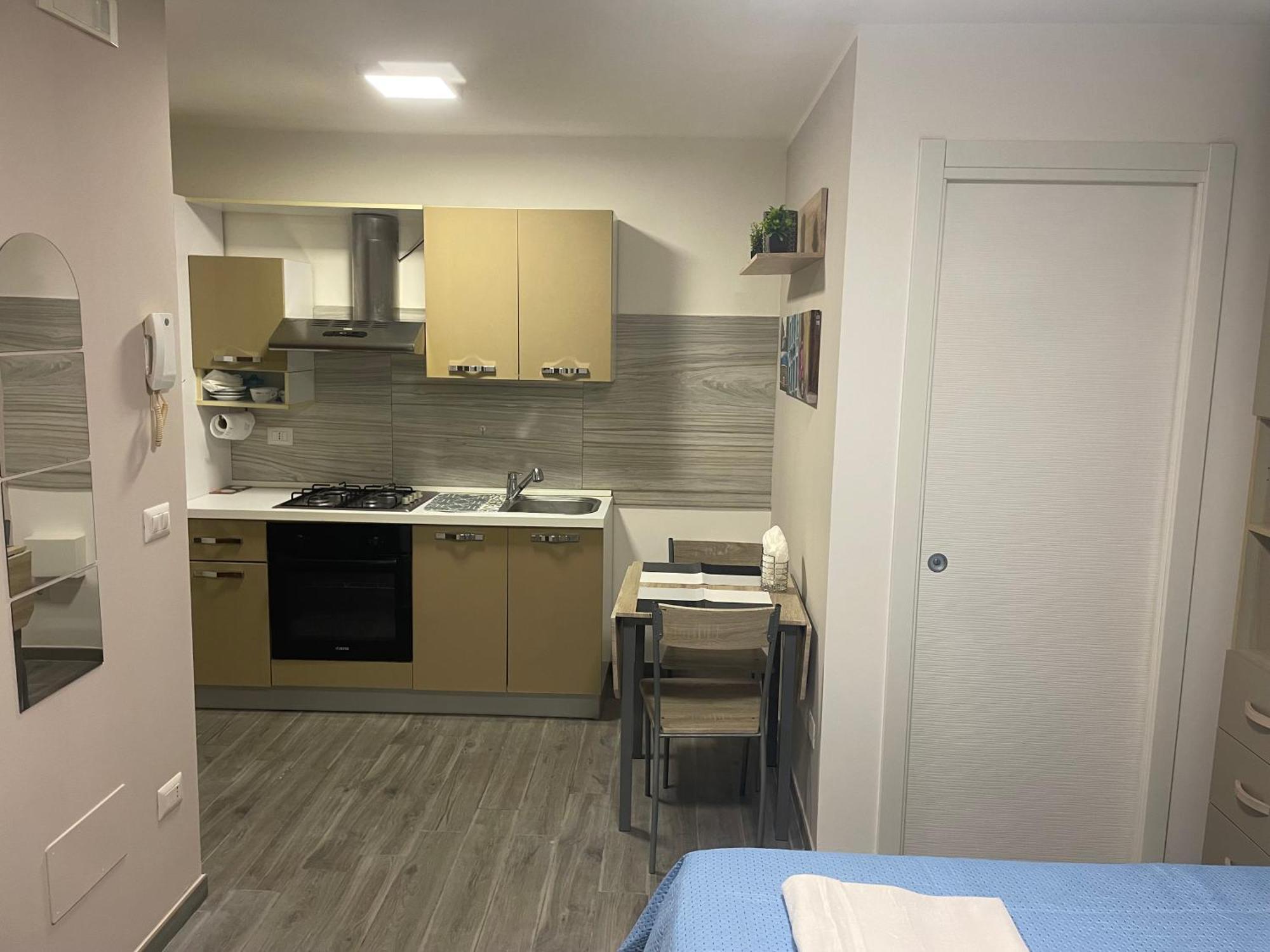 La Stradina Apartment Barletta Bagian luar foto