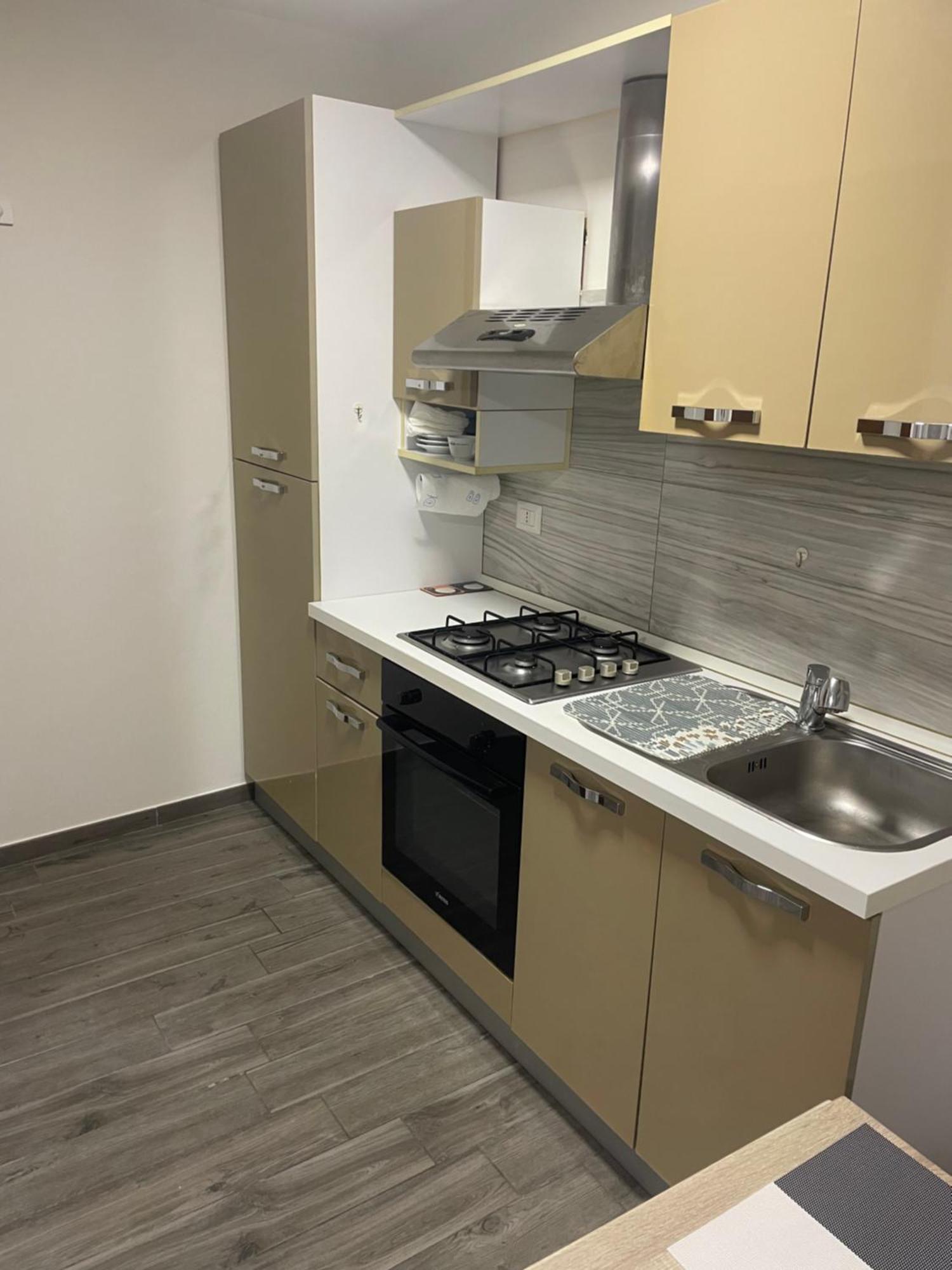 La Stradina Apartment Barletta Bagian luar foto
